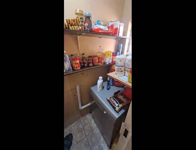 6 BEDROOM HOUSE FOR SALE IN NORKEM PARK